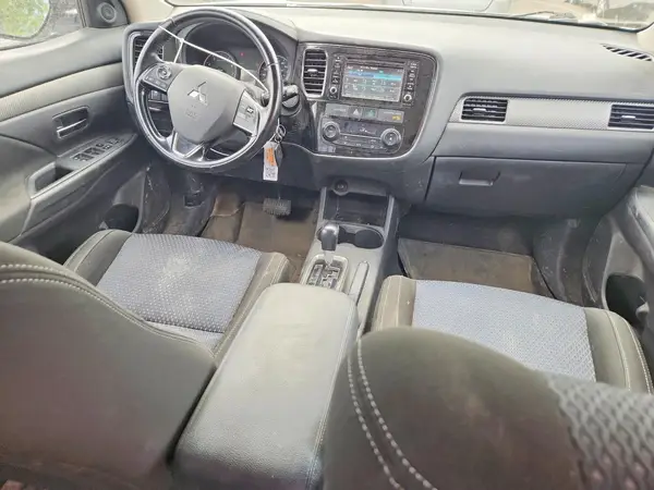 JA4AZ2A39GZ605004 2016 MITSUBISHI OUTLANDER - Image 8