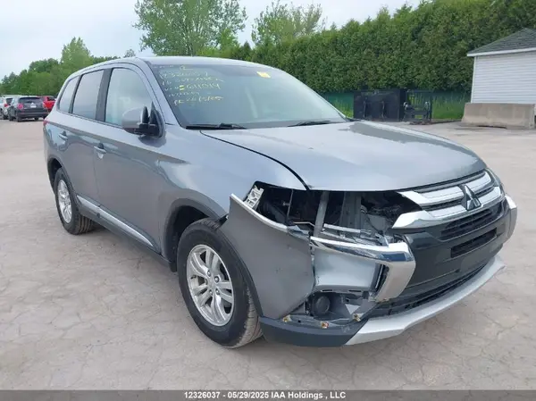 JA4AZ2A39GZ611014 2016 MITSUBISHI OUTLANDER - Image 1