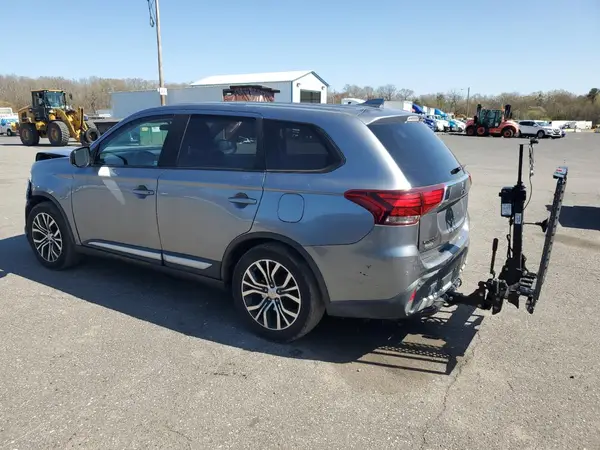 JA4AZ2A39HZ016343 2017 MITSUBISHI OUTLANDER - Image 2