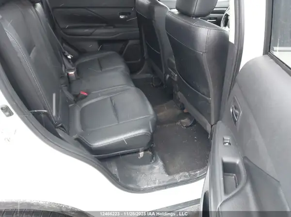 JA4AZ2A39HZ606459 2017 MITSUBISHI OUTLANDER - Image 8