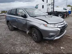 JA4AZ2A39JZ007261 2018 MITSUBISHI OUTLANDER