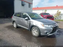 JA4AZ2A39JZ609643 2018 MITSUBISHI OUTLANDER