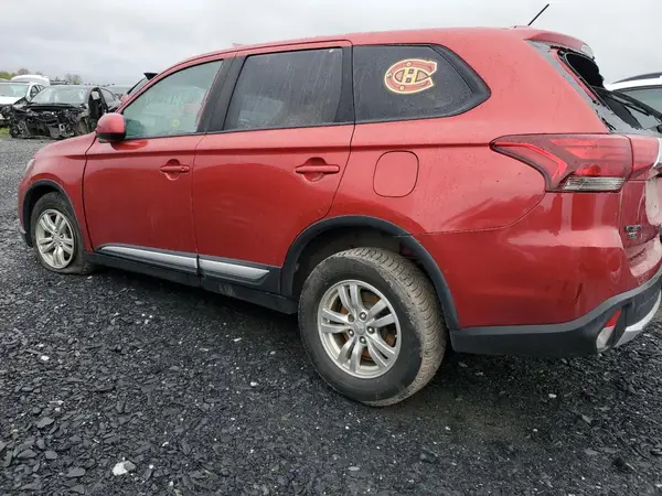 JA4AZ2A3XGZ612768 2016 MITSUBISHI OUTLANDER - Image 2
