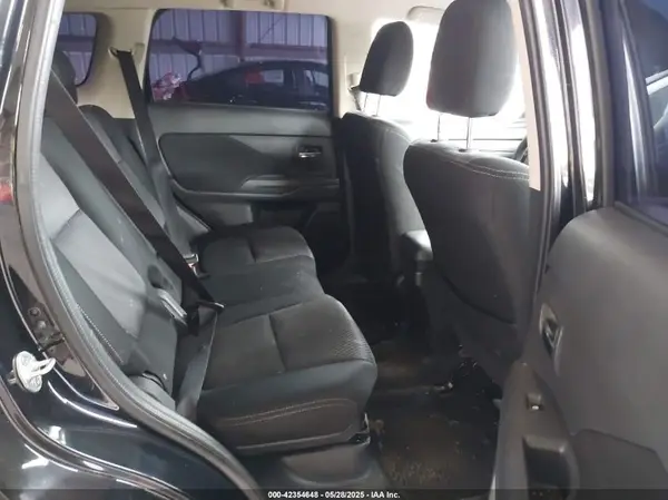 JA4AZ2A3XJZ007219 2018 MITSUBISHI OUTLANDER - Image 8