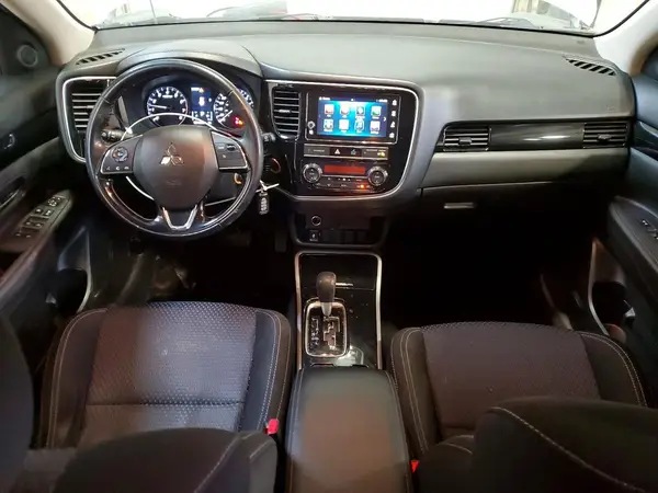 JA4AZ2A3XKZ604503 2019 MITSUBISHI OUTLANDER - Image 8