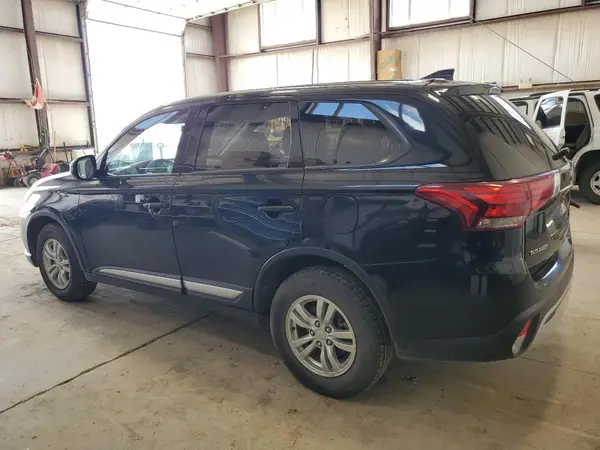 JA4AZ2A3XLZ602851 2020 MITSUBISHI OUTLANDER - Image 2