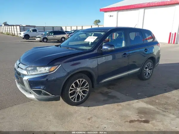 JA4AZ3A30GZ006840 2016 MITSUBISHI OUTLANDER - Image 2