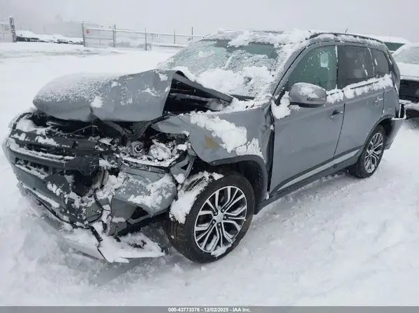 JA4AZ3A30GZ007471 2016 MITSUBISHI OUTLANDER - Image 2