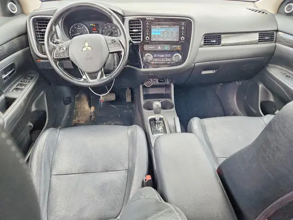 JA4AZ3A30GZ007499 2016 MITSUBISHI OUTLANDER - Image 8