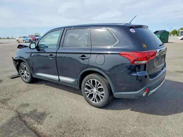 JA4AZ3A30GZ008118 2016 MITSUBISHI OUTLANDER - Image 2