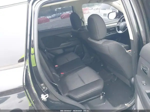 JA4AZ3A30GZ008362 2016 MITSUBISHI OUTLANDER - Image 8