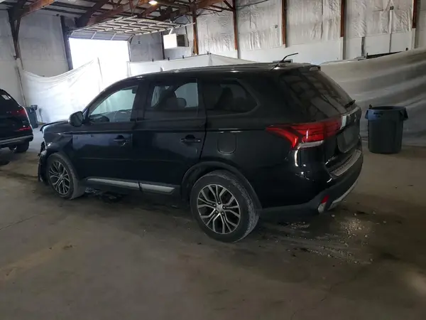 JA4AZ3A30GZ008541 2016 MITSUBISHI OUTLANDER - Image 2