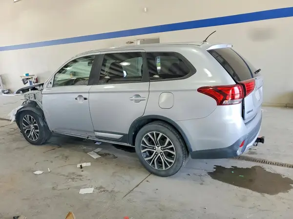 JA4AZ3A30GZ010371 2016 MITSUBISHI OUTLANDER - Image 2