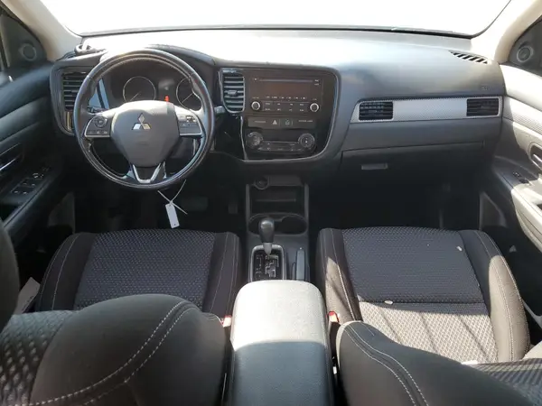 JA4AZ3A30GZ014937 2016 MITSUBISHI OUTLANDER - Image 8