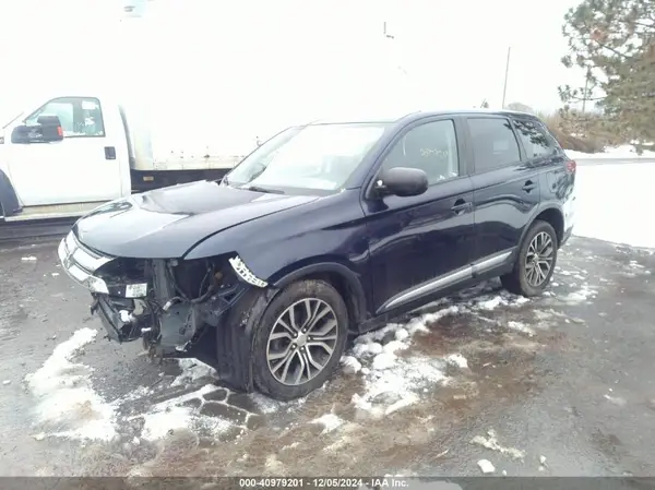 JA4AZ3A30GZ018051 2016 MITSUBISHI OUTLANDER - Image 2