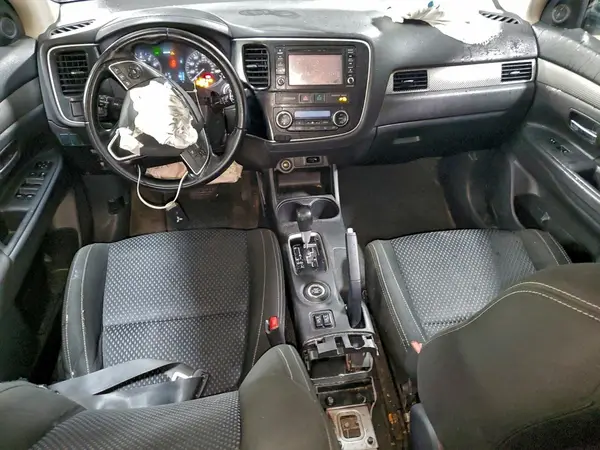 JA4AZ3A30GZ019720 2016 MITSUBISHI OUTLANDER - Image 8