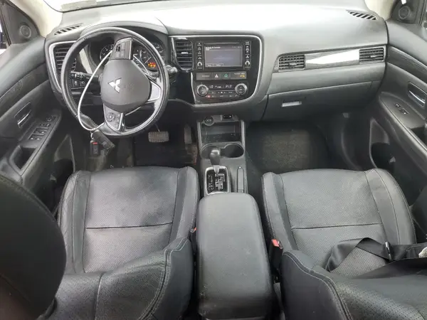 JA4AZ3A30GZ021323 2016 MITSUBISHI OUTLANDER - Image 8