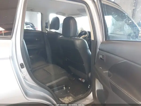 JA4AZ3A30GZ022259 2016 MITSUBISHI OUTLANDER - Image 8