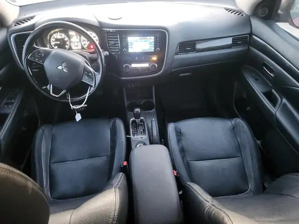 JA4AZ3A30GZ022911 2016 MITSUBISHI OUTLANDER - Image 8