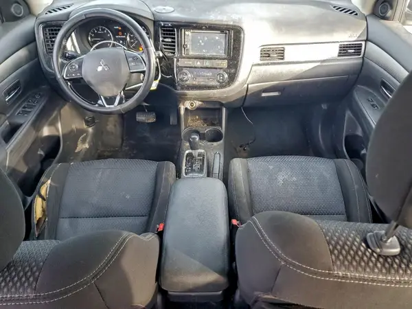 JA4AZ3A30GZ032015 2016 MITSUBISHI OUTLANDER - Image 8
