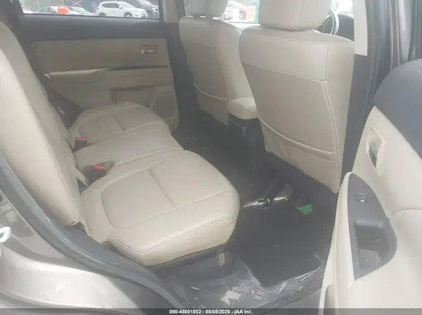 JA4AZ3A30GZ036887 2016 MITSUBISHI OUTLANDER - Image 8