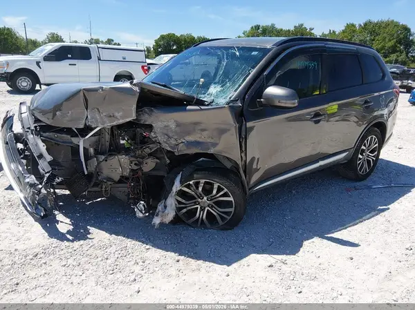JA4AZ3A30GZ039000 2016 MITSUBISHI OUTLANDER - Image 2