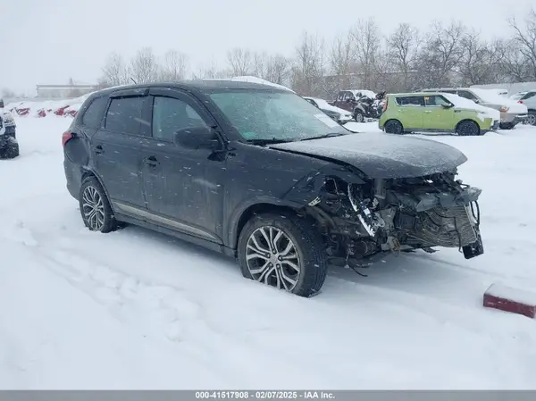 JA4AZ3A30GZ044195 2016 MITSUBISHI OUTLANDER - Image 1
