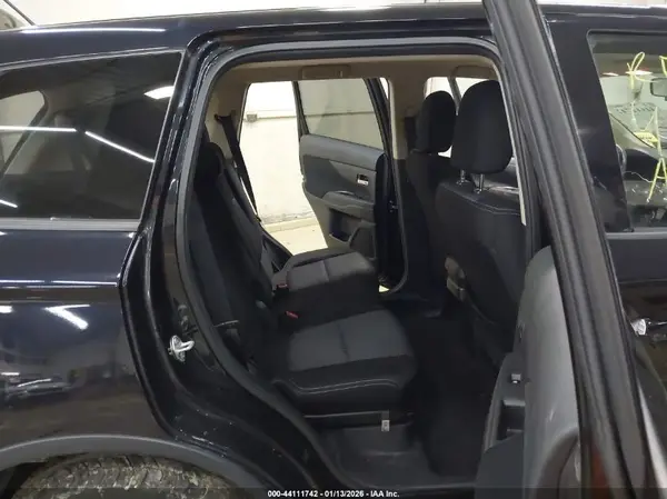 JA4AZ3A30GZ055181 2016 MITSUBISHI OUTLANDER - Image 8