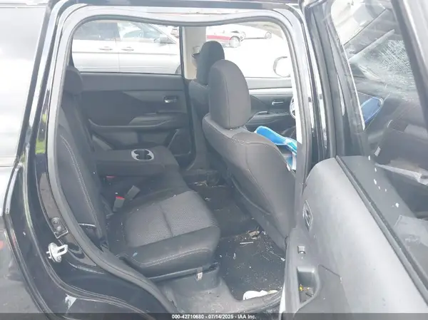 JA4AZ3A30HZ003020 2017 MITSUBISHI OUTLANDER - Image 8