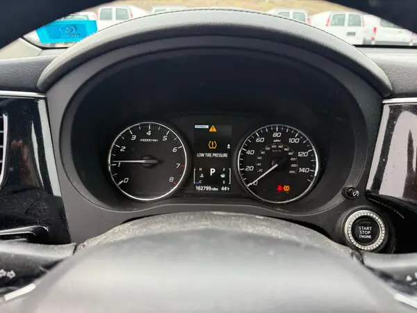 JA4AZ3A30HZ003163 2017 MITSUBISHI OUTLANDER - Image 8