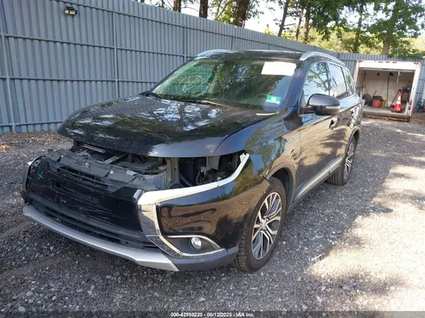 JA4AZ3A30HZ024529 2017 MITSUBISHI OUTLANDER - Image 2