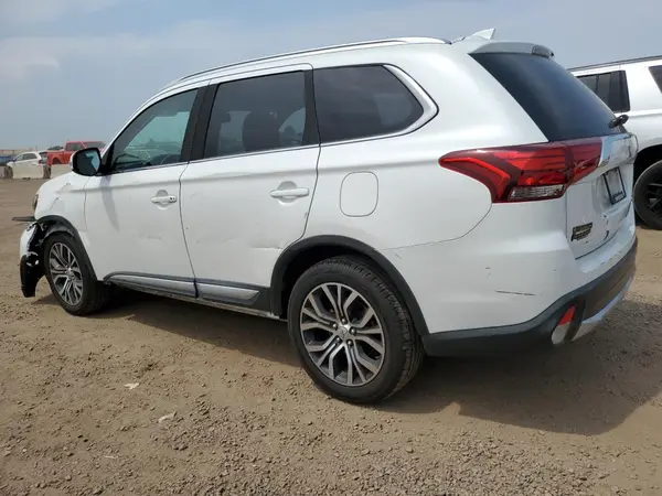 JA4AZ3A30HZ028953 2017 MITSUBISHI OUTLANDER - Image 2