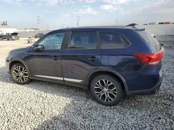 JA4AZ3A30HZ030766 2017 MITSUBISHI OUTLANDER - Image 2