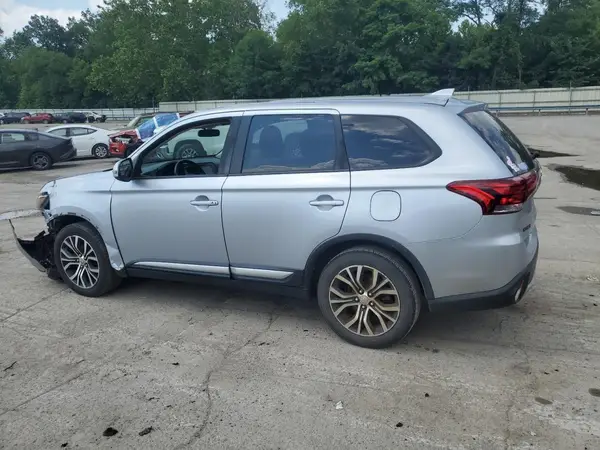 JA4AZ3A30HZ045171 2017 MITSUBISHI OUTLANDER - Image 2