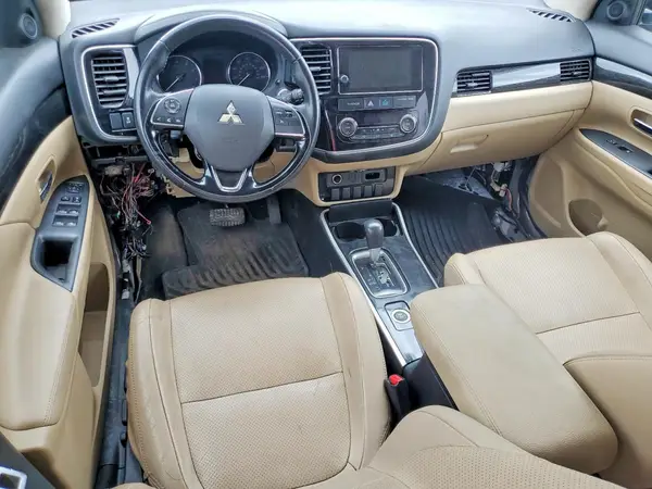JA4AZ3A30HZ049351 2017 MITSUBISHI OUTLANDER - Image 8