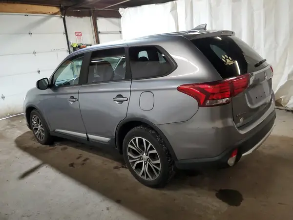 JA4AZ3A30HZ052587 2017 MITSUBISHI OUTLANDER - Image 2