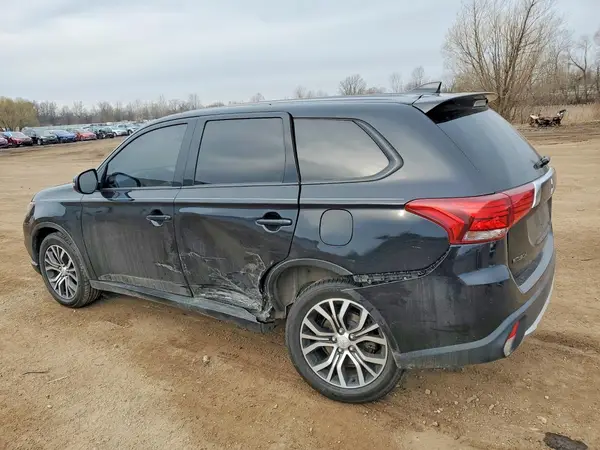 JA4AZ3A30HZ057451 2017 MITSUBISHI OUTLANDER - Image 2