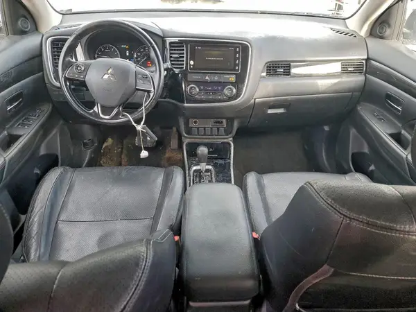 JA4AZ3A30HZ062343 2017 MITSUBISHI OUTLANDER - Image 8