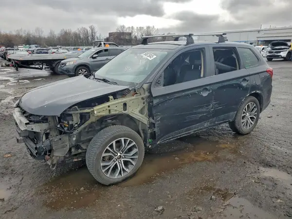 JA4AZ3A30JJ000106 2018 MITSUBISHI OUTLANDER - Image 1