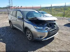 JA4AZ3A30JJ001661 2018 MITSUBISHI OUTLANDER