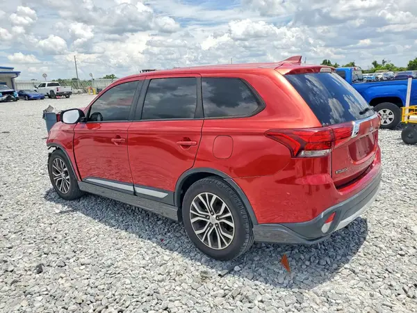 JA4AZ3A30JZ048383 2018 MITSUBISHI OUTLANDER - Image 2