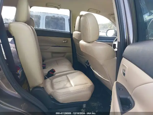 JA4AZ3A30KZ003221 2019 MITSUBISHI OUTLANDER - Image 8