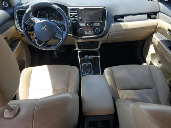 JA4AZ3A30KZ017670 2019 MITSUBISHI OUTLANDER - Image 8