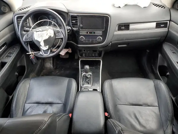 JA4AZ3A30KZ017717 2019 MITSUBISHI OUTLANDER - Image 8