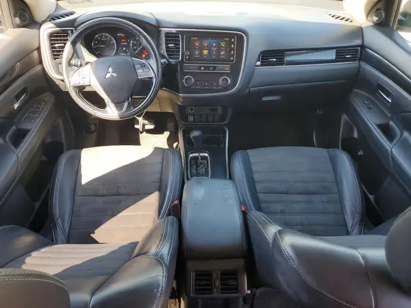 JA4AZ3A30KZ021685 2019 MITSUBISHI OUTLANDER - Image 8