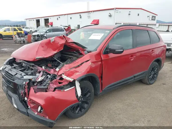 JA4AZ3A30KZ025669 2019 MITSUBISHI OUTLANDER - Image 2