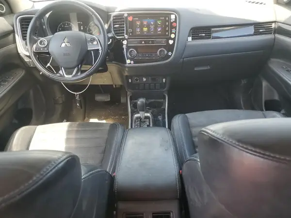 JA4AZ3A30KZ029091 2019 MITSUBISHI OUTLANDER - Image 8