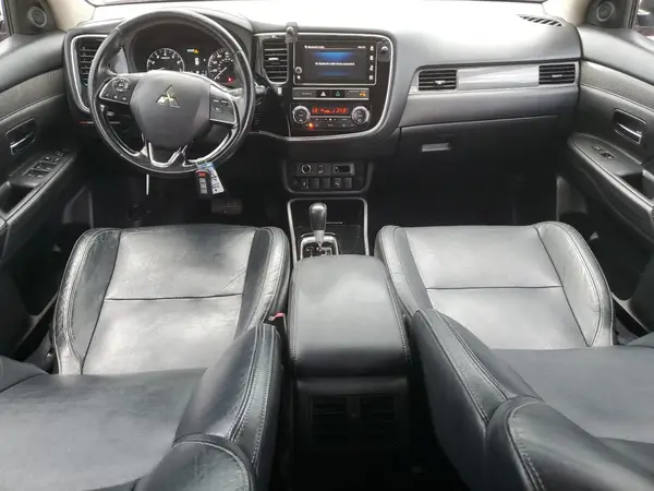JA4AZ3A30KZ037353 2019 MITSUBISHI OUTLANDER - Image 8