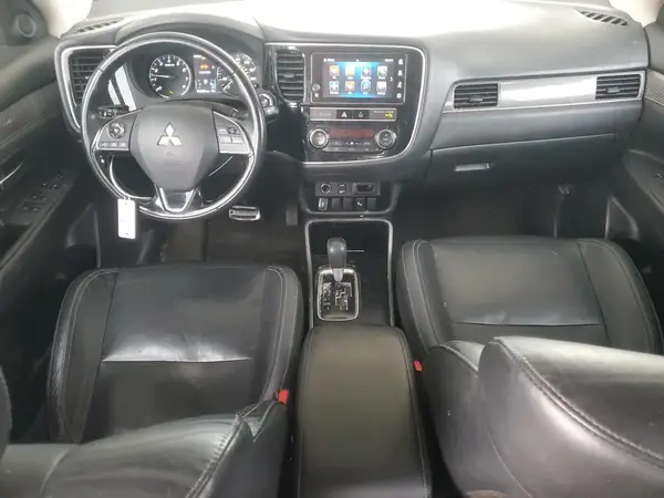 JA4AZ3A30KZ039233 2019 MITSUBISHI OUTLANDER - Image 8