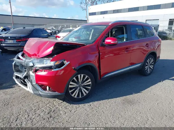 JA4AZ3A30KZ039300 2019 MITSUBISHI OUTLANDER - Image 2